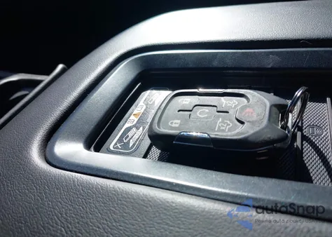 2016 Chevrolet Tahoe Ltz из США, поврежденный, VIN 1GNSCCKC4GR272525